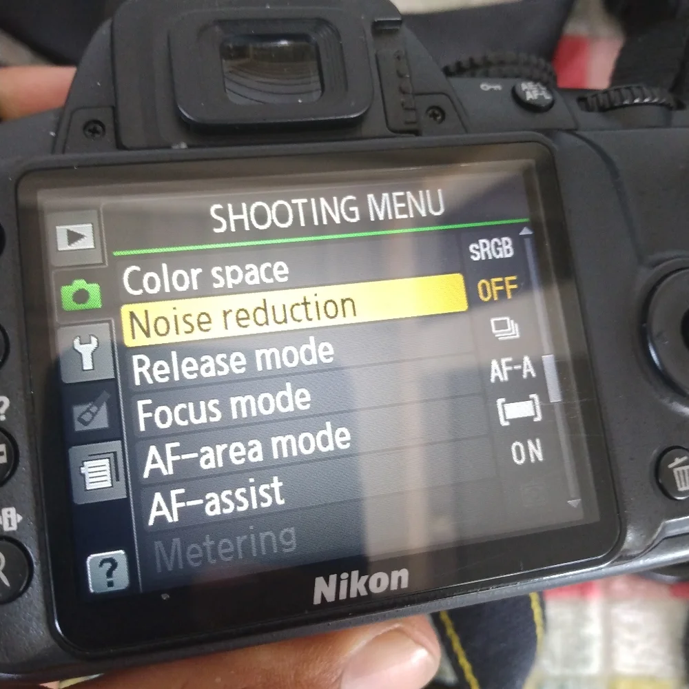 Nikon d3000 digital camera with accessories